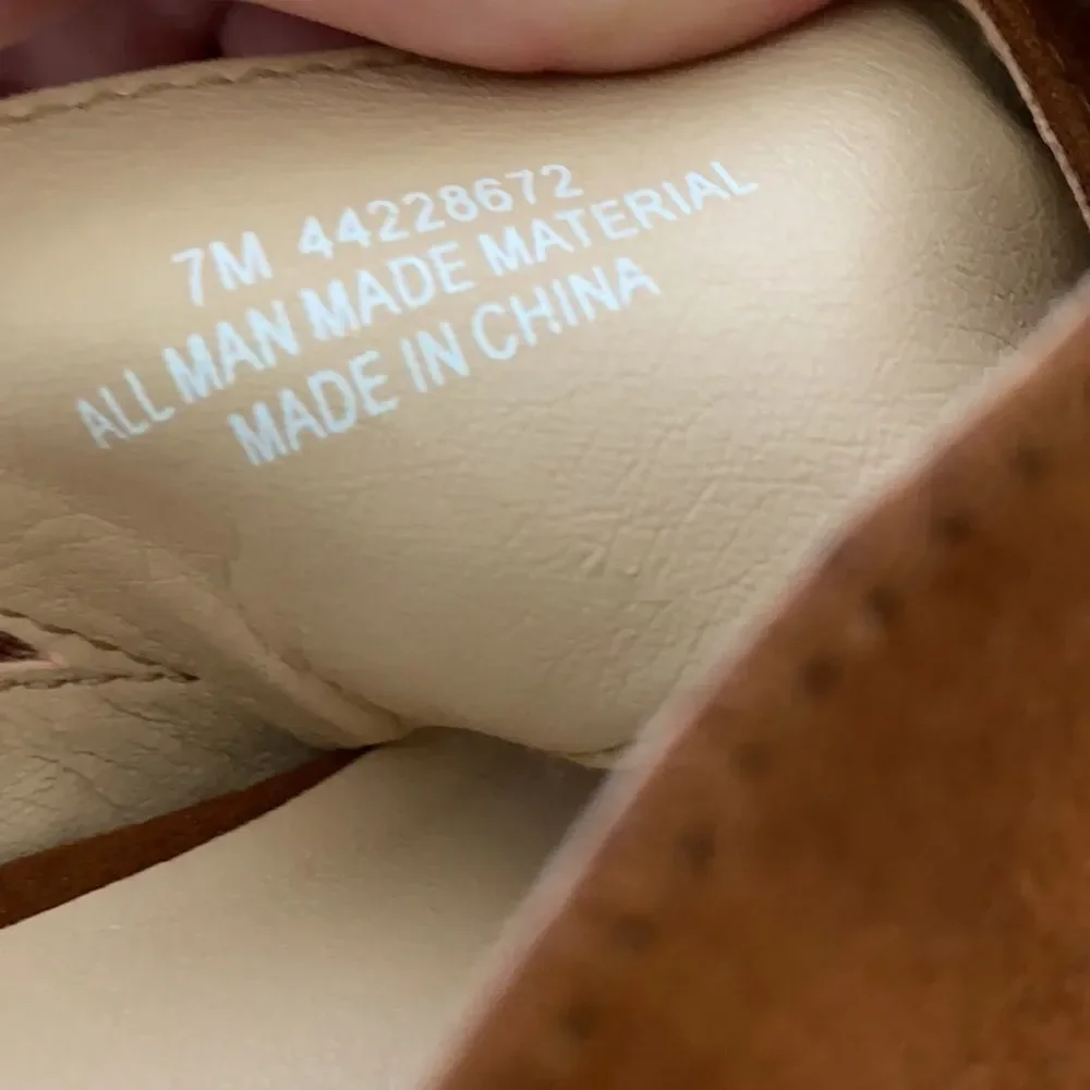 Cato Block Heel Crisscross Sandal - Picture 5 of 6